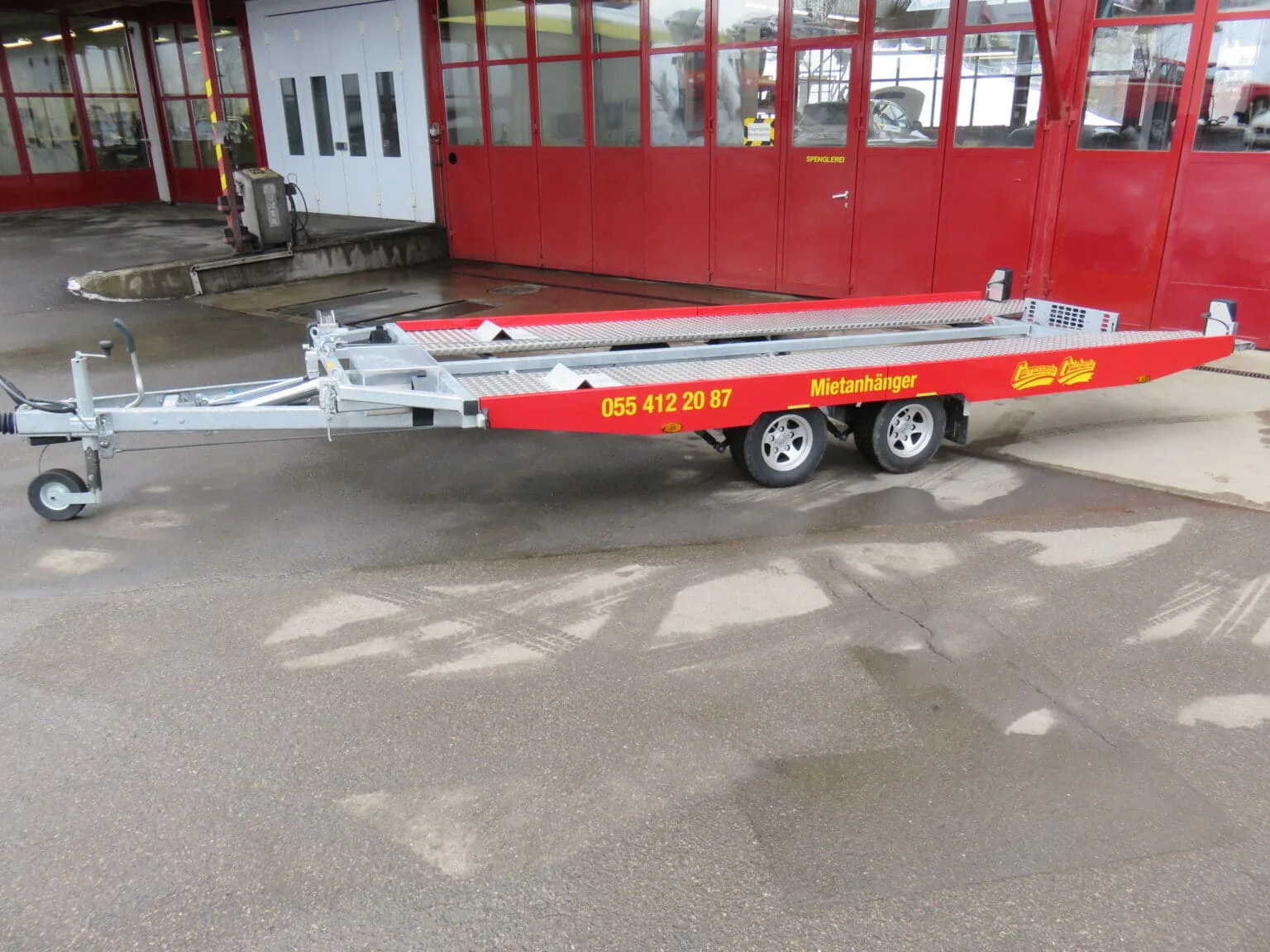 Autotransport-Anhänger Autolader für Fahrzeuge bis 2300 kg Nutzlast